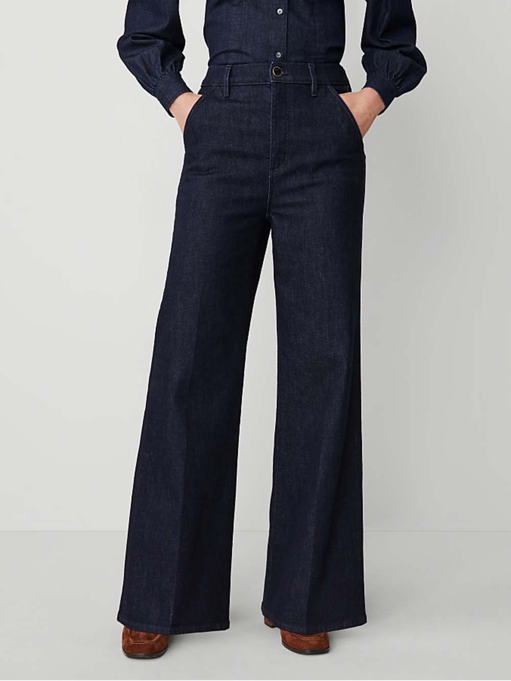 Ann Taylor Denim Wide Leg Trouser size 4